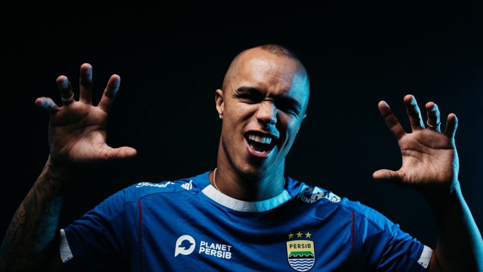 Kreator dari Brasil, William Marcilio Resmi Berseragam Persib Bandung